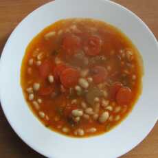 Przepis na Klasyczna grecka zupa fasolowa - Fasolada 