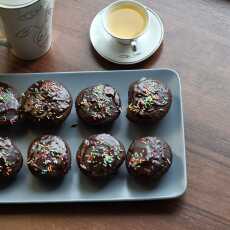 Przepis na Czekoladowe muffiny z serwatki lub wegańskie