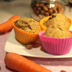 Przepis na Muffiny marchewkowe z rodzynkami i migdałami