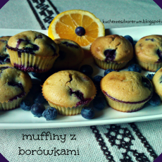 Przepis na MUFFINY Z BORÓWKAMI