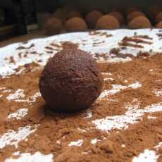 Przepis na Trufle czekoladowo migdałowo - marcepanowe