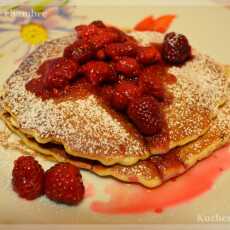 Przepis na W amerykańskim stylu - Pancake z malinami i syropem klonowym