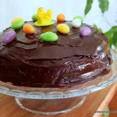 Przepis na Tort wielkanocny czekoladowo - malinowy