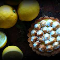 Przepis na Tarta cytrynowa z bezą podpalaną
