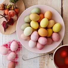 Przepis na Naturalne sposoby barwienia jajek 