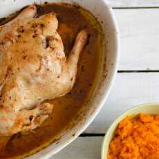 Przepis na Kurczak pieczony z cytryną i rozmarynem oraz duszona marchewka