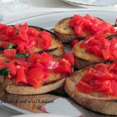 Przepis na Bruschetta al pomodoro, czyli grzanka z chleba z pomidorem