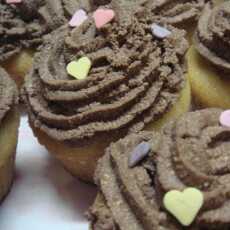 Przepis na 'golden vanilla cupcakes'