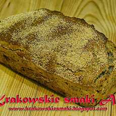 Przepis na Orkiszowy chleb z orzechami włoskimi i dynią oprószony makiem