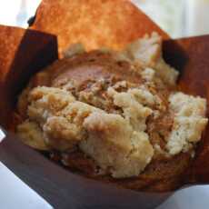Przepis na Muffinki jabłkowo-orzechowe z kruszonką cynamonową