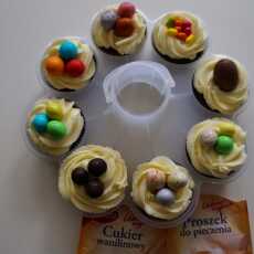 Przepis na Czekoladowe cupcakes - wersja Wielkanoc