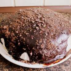 Przepis na Tort czekoladowy z kawą i powidłami śliwkowymi