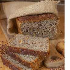 Przepis na Chleb żytni z kaszą gryczaną i orzechami włoskimi