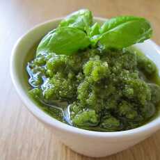 Przepis na Bazyliowe pesto z makaronem 