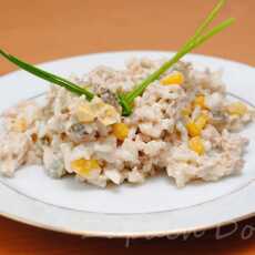 Przepis na Imieninowa sałatka ryżowa z tuńczykiem