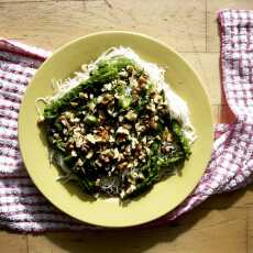 Przepis na Majowy obiad dla zapracowanych: makaron ryżowy ze szparagami