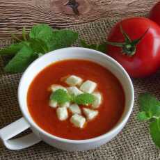 Przepis na Poniedziałkowy 'fit' - Zupa krem pomidorowy z mozzarellą i miętą