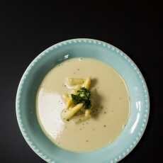 Przepis na Zupa krem z białych szparagów.