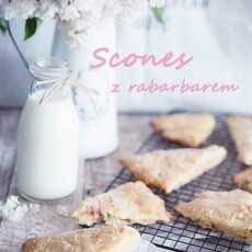 Przepis na Scones z rabarbarem