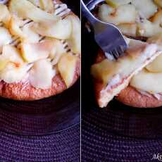 Przepis na Omlet z prażonymi jabłuszkami i kremem jaglanym
