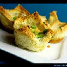 Przepis na Muffinki z chleba tostowego z jajkiem i serem 