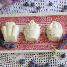 Przepis na Panna cotta z borówkami i lawendą