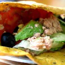 Przepis na [12.] Poniedziałkowy fast food, czyli tortilla z tuńczykiem i awokado