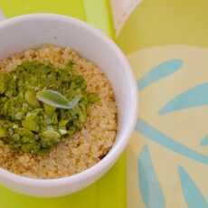 Przepis na Miętowa quinoa z bobowym puree