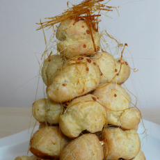 Przepis na Croquembouche z serkiem owocowym /Croquembouche with creamy cottage cheese with fruits