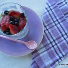 Przepis na Fit jogurt z owocami