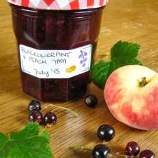 Przepis na Blackcurrant and peach jam...