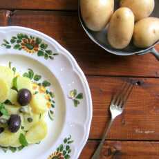 Przepis na INSALATA DI PATATE , OLIVE E CAPPERI CZYLI SAŁATKA ZIEMNIACZANA Z OLIWKAMI I KAPARAMI