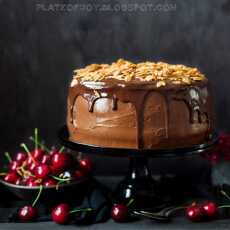 Przepis na Tort czekoladowo wiśniowy z frużeliną i musem wiśniowym