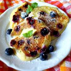 Przepis na Jogurtowe placuszki z jagodami / Jagodowe pancakes