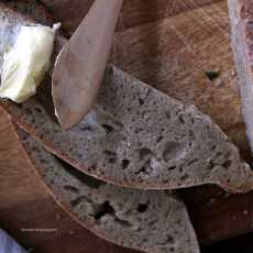 Przepis na Jasny chleb orkiszowy na zakwasie