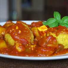 Przepis na Wegańskie, bezmączne i dietetyczne pulpety z kaszy jaglanej w ostrym sosie bakłażanowo-pomidorowym