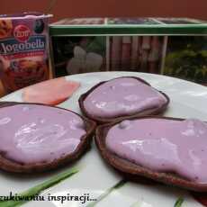 Przepis na Racuszki czekoladowe z jogurtem