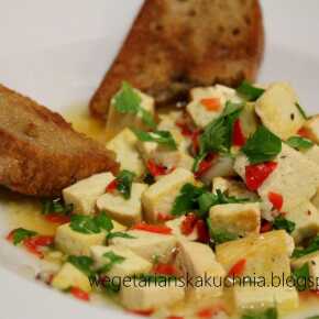 Tofu aglio olio na białym winie