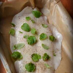 halibut w ziołach