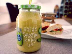 smoothie z ananasem