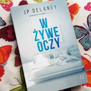 W żywe oczy