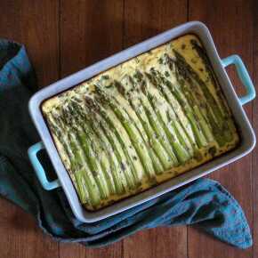 quiche with green asparagus