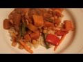 Wegańskie curry z dynią, batatem i ciecierzycą