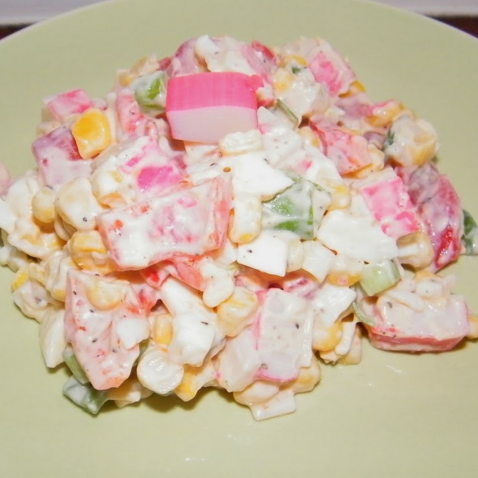 Sałatka z surimi