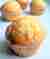 Muffiny z masłem orzechowymi i konfiturą truskawkową