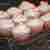 Cupcakes z dżemem malinowym i kremem mascarpone