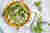 Kasza jaglana z salsą verde, szparagami i migdałami