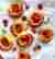 Maślankowe drożdżówki z truskawkami, rabarbarem i cytrynowym lukrem
