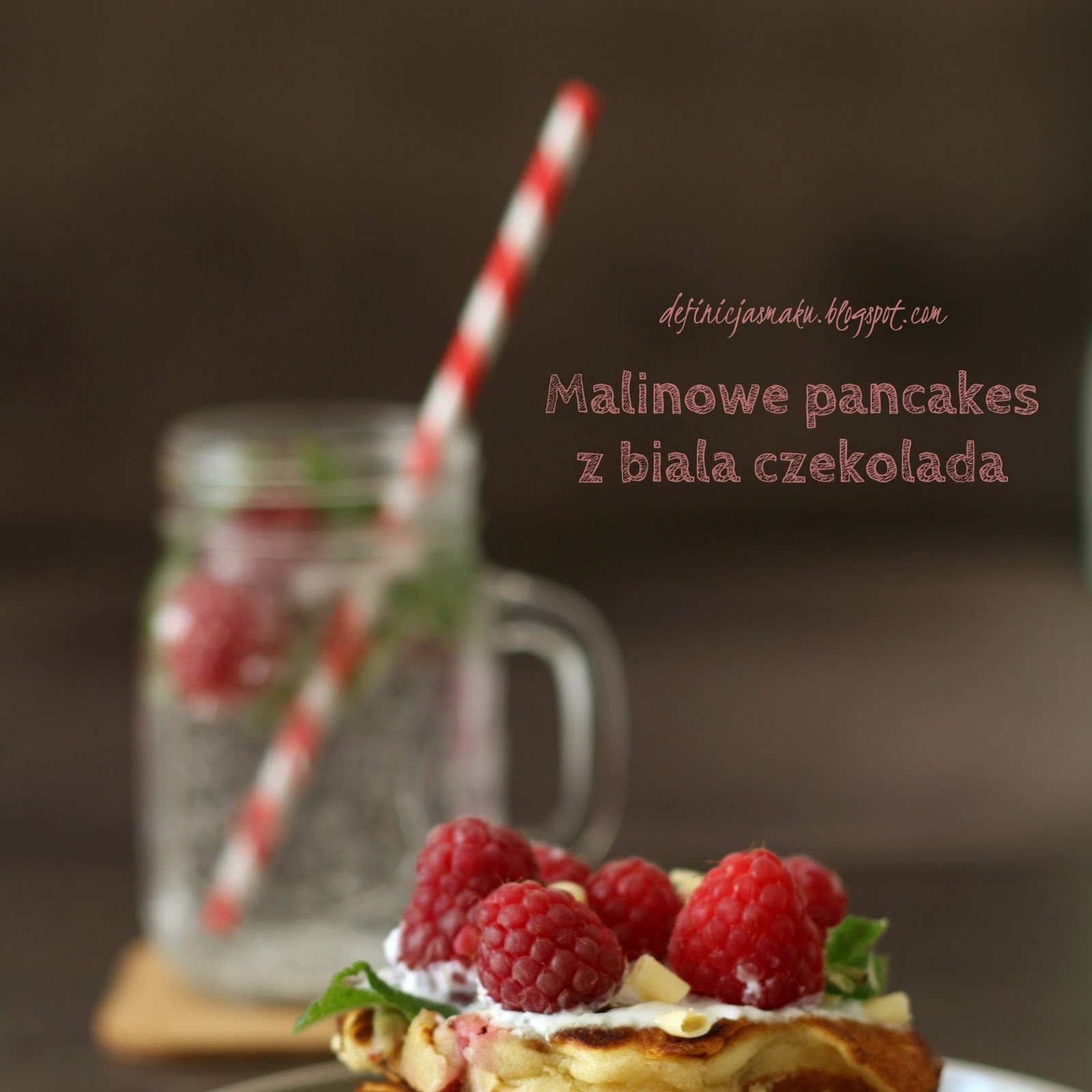 Malinowe pancakes z białą czekoladą