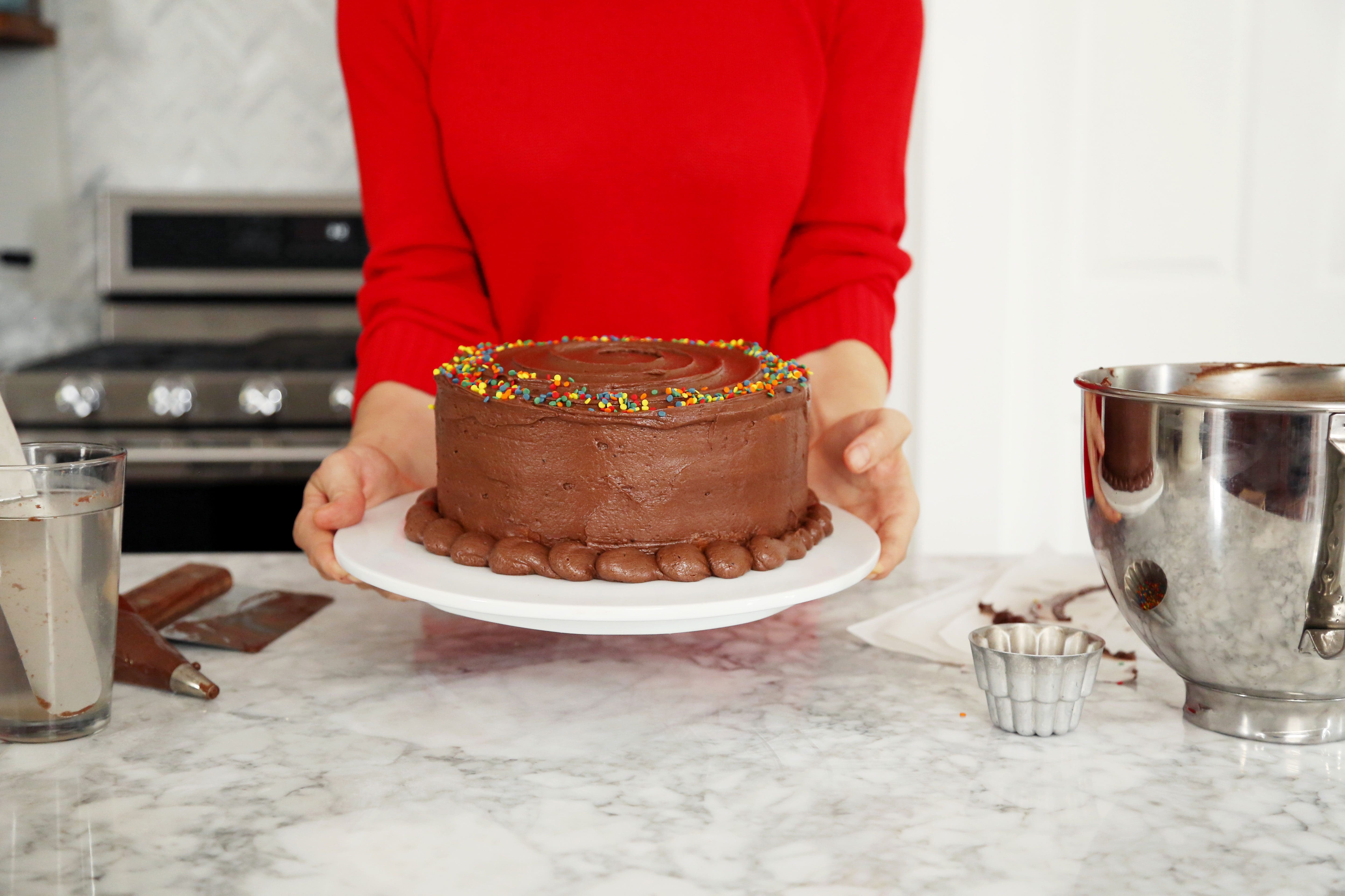 Baking 101: How To Frost A Cake